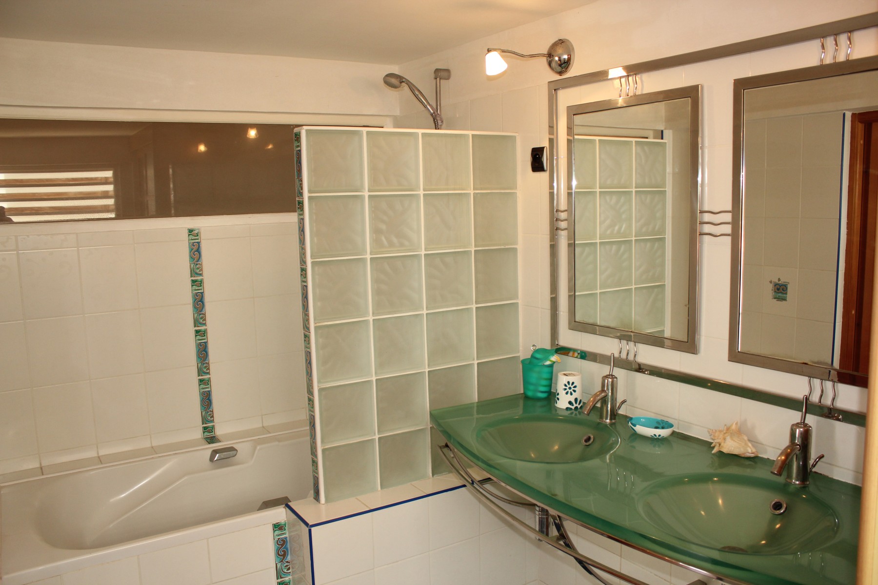 Ste-Luce - Villa 3 chambres en bord de mer avec piscine